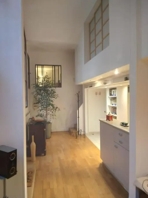 Loft On A Garden, Charm & Calm And Elegant Apartamento