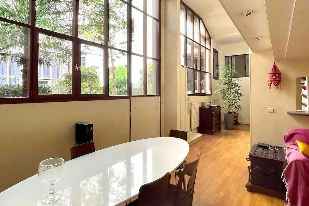Loft On A Garden, Charm & Calm And Elegant Lejlighed *