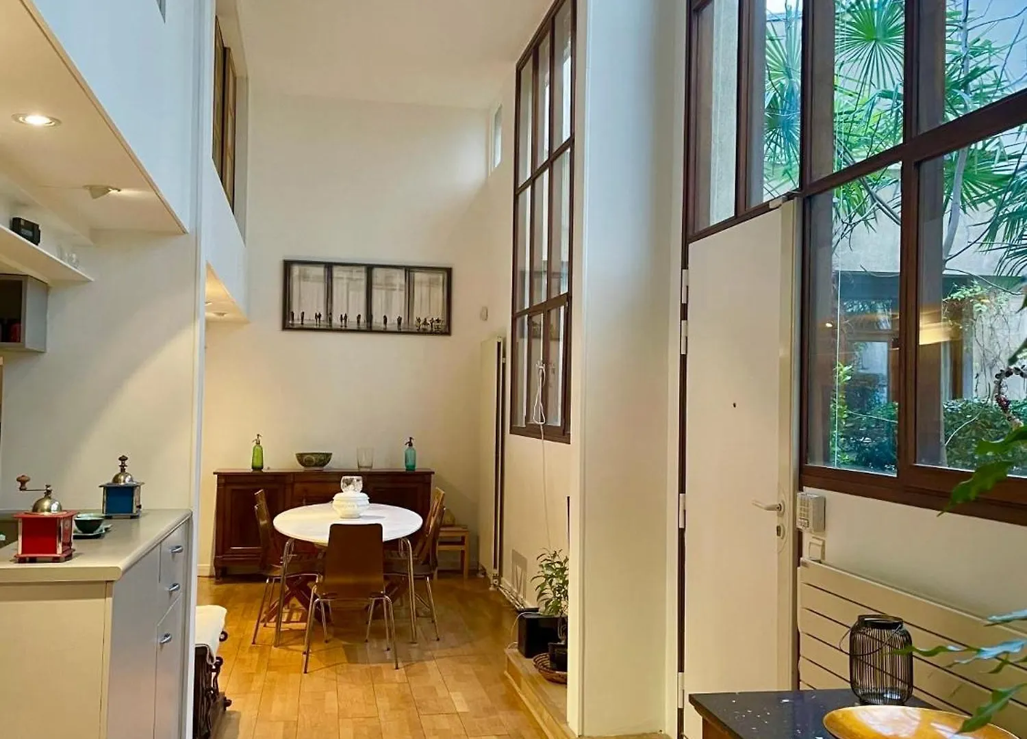 Lejlighed Loft On A Garden, Charm & Calm And Elegant *